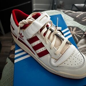 Adidas Forum 84 Lows in the color Candy Cane WITH BOX!